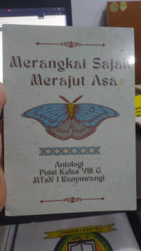 Merangkai Sajak Merajut Asa